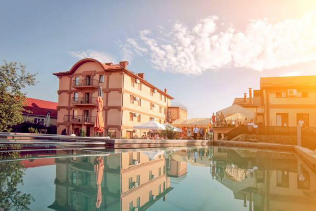 Hotel Kilikiya Uzhhorod Ngoại thất bức ảnh